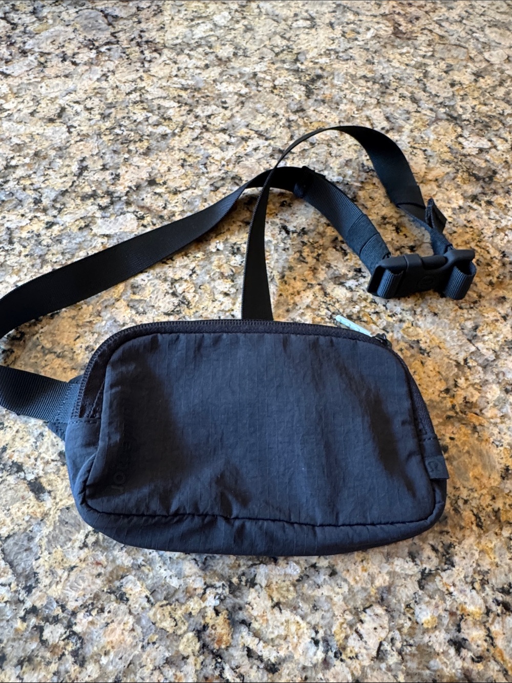 lululemon athletica Black Compact Belt Bag with Adjustable Strap